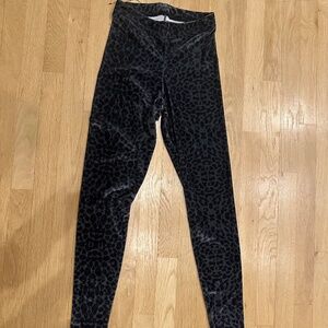 Black velvet leopard leggins